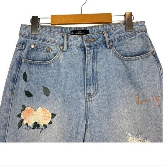 MISSGUIDED Riot Light Wash High Waist Distressed Mom Jeans Graphic Print US 6 - Picture 3 of 12